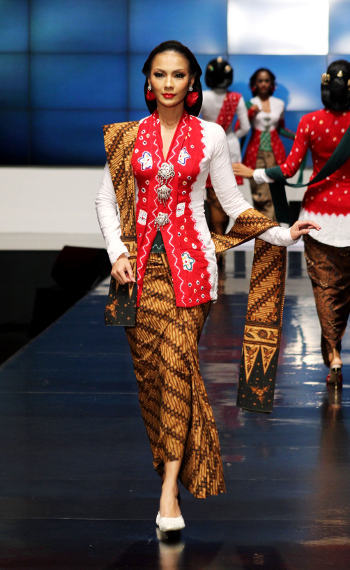  Kebaya Fashion Wanita Indonesia Love Your Self Fashion